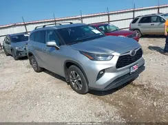 5TDGZRBH8NS232443 2022 TOYOTA HIGHLANDER