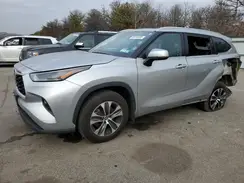 5TDGZRBH8NS256676 2022 TOYOTA HIGHLANDER