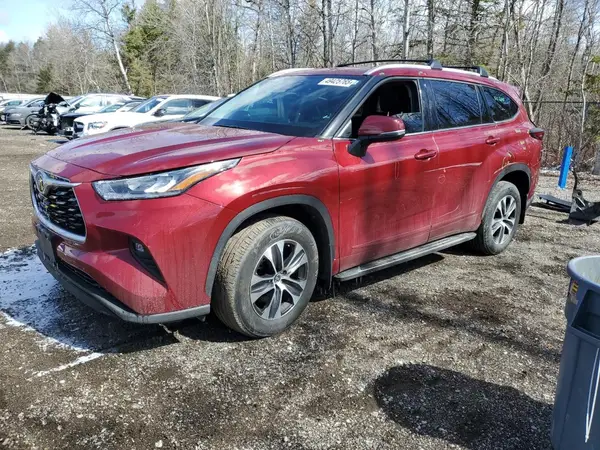 5TDGZRBH8NS582154 2022 TOYOTA HIGHLANDER - Image 1