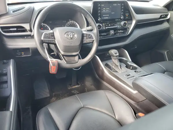 5TDGZRBH8NS582154 2022 TOYOTA HIGHLANDER - Image 8