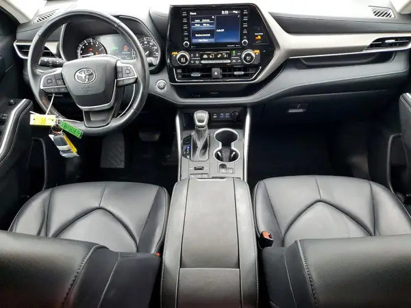5TDGZRBH8NS582512 2022 TOYOTA HIGHLANDER - Image 8