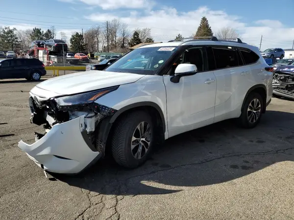 5TDGZRBH8NS592604 2022 TOYOTA HIGHLANDER - Image 1