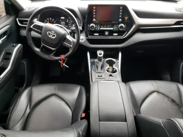 5TDGZRBH9LS019014 2020 TOYOTA HIGHLANDER - Image 8
