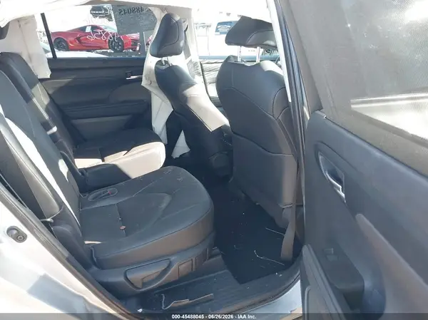 5TDGZRBH9LS026335 2020 TOYOTA HIGHLANDER - Image 8