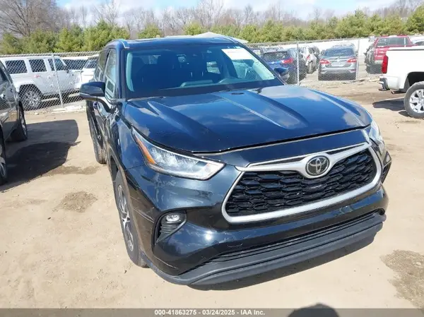 5TDGZRBH9LS054572 2020 TOYOTA HIGHLANDER - Image 1