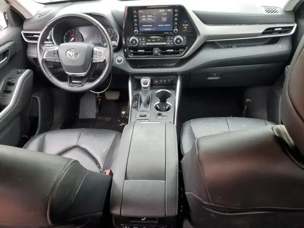 5TDGZRBH9LS500753 2020 TOYOTA HIGHLANDER - Image 8