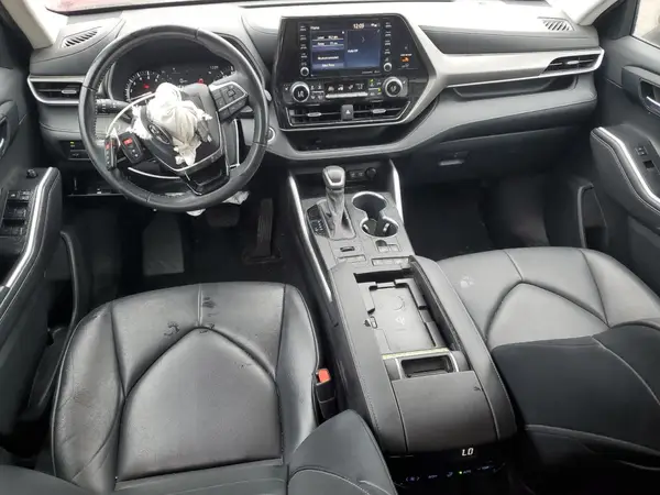 5TDGZRBH9MS057067 2021 TOYOTA HIGHLANDER - Image 8