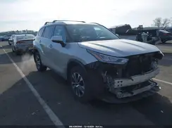 5TDGZRBH9MS077285 2021 TOYOTA HIGHLANDER