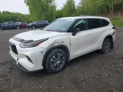 5TDGZRBH9MS119826 2021 TOYOTA HIGHLANDER