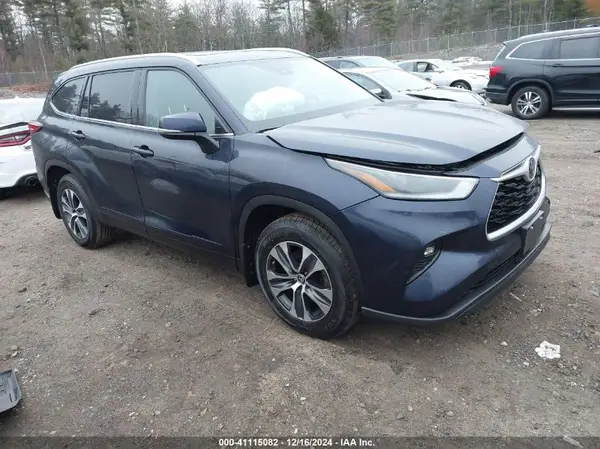 5TDGZRBH9MS159680 2021 TOYOTA HIGHLANDER - Image 1