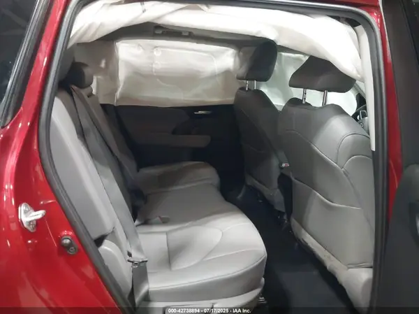 5TDGZRBH9MS537061 2021 TOYOTA HIGHLANDER - Image 8