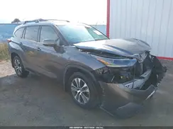 5TDGZRBH9MS549498 2021 TOYOTA HIGHLANDER