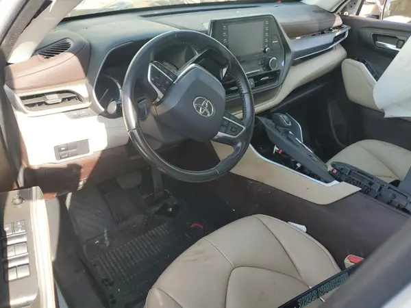 5TDGZRBH9MS552742 2021 TOYOTA HIGHLANDER - Image 8