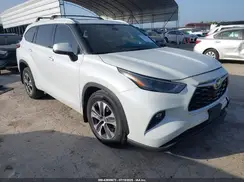 5TDGZRBH9NS164329 2022 TOYOTA HIGHLANDER
