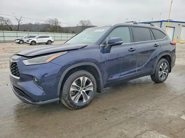 5TDGZRBH9NS178926 2022 TOYOTA HIGHLANDER - Image 1