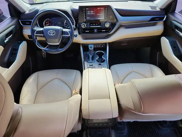 5TDGZRBH9NS181258 2022 TOYOTA HIGHLANDER - Image 8