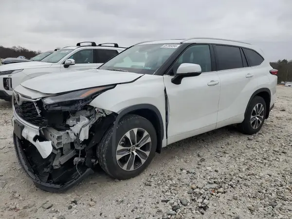 5TDGZRBH9NS193927 2022 TOYOTA HIGHLANDER - Image 1