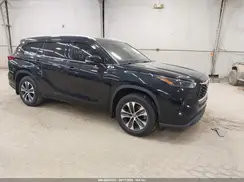 5TDGZRBH9NS193930 2022 TOYOTA HIGHLANDER