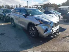 5TDGZRBH9NS219345 2022 TOYOTA HIGHLANDER