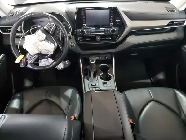 5TDGZRBH9NS222326 2022 TOYOTA HIGHLANDER - Image 8