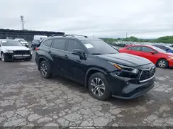 5TDGZRBH9NS234654 2022 TOYOTA HIGHLANDER