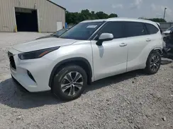 5TDGZRBH9NS236517 2022 TOYOTA HIGHLANDER