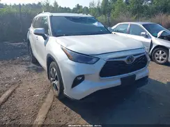 5TDGZRBH9NS237845 2022 TOYOTA HIGHLANDER