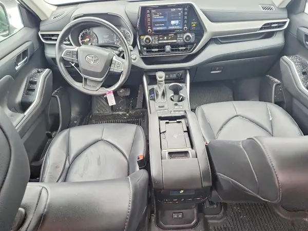 5TDGZRBH9NS245217 2022 TOYOTA HIGHLANDER - Image 8