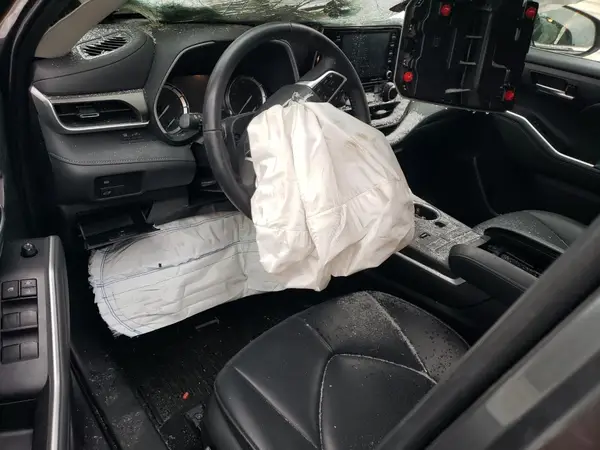 5TDGZRBH9NS245508 2022 TOYOTA HIGHLANDER - Image 8