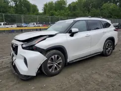5TDGZRBH9NS564231 2022 TOYOTA HIGHLANDER