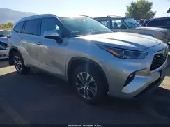 5TDGZRBH9NS582955 2022 TOYOTA HIGHLANDER