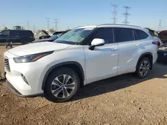 5TDGZRBH9NS586665 2022 TOYOTA HIGHLANDER