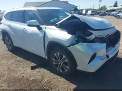 5TDGZRBH9NS590649 2022 TOYOTA HIGHLANDER