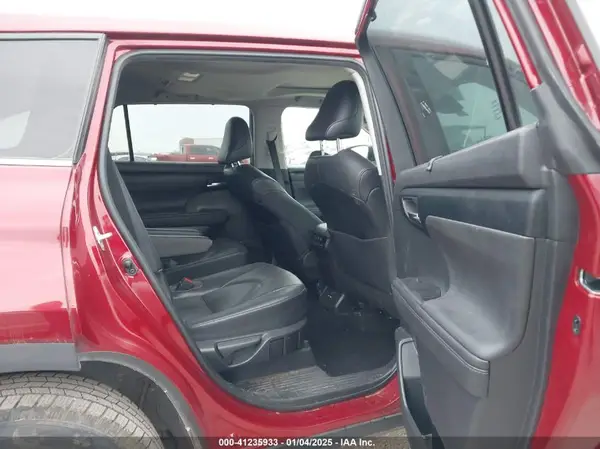 5TDGZRBHXLS017353 2020 TOYOTA HIGHLANDER - Image 8