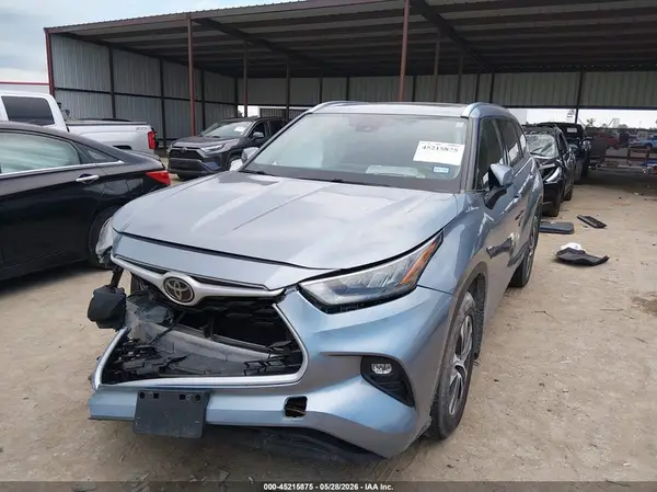 5TDGZRBHXLS017708 2020 TOYOTA HIGHLANDER - Image 2