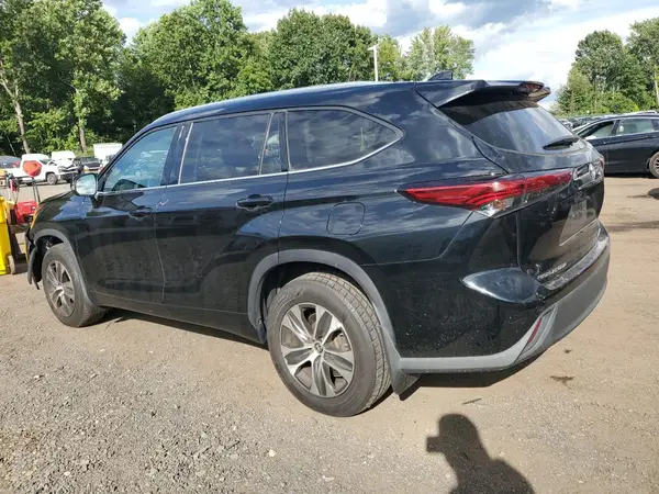 5TDGZRBHXLS051261 2020 TOYOTA HIGHLANDER - Image 2