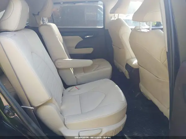 5TDGZRBHXLS504763 2020 TOYOTA HIGHLANDER - Image 8