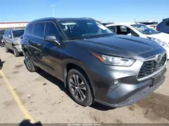 5TDGZRBHXLS522745 2020 TOYOTA HIGHLANDER