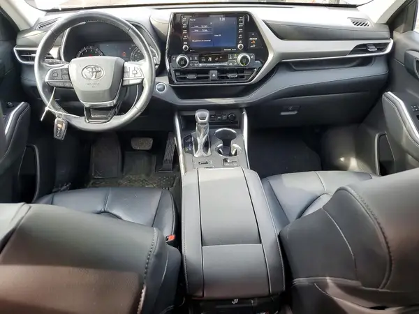 5TDGZRBHXMS090496 2021 TOYOTA HIGHLANDER - Image 8