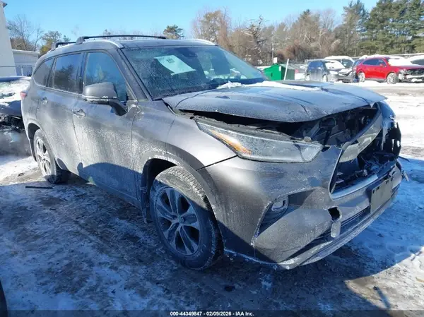 5TDGZRBHXMS119124 2021 TOYOTA HIGHLANDER - Image 1