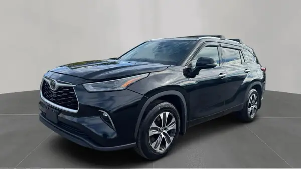 5TDGZRBHXMS531737 2021 TOYOTA HIGHLANDER - Image 2