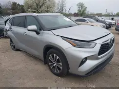 5TDGZRBHXMS555133 2021 TOYOTA HIGHLANDER