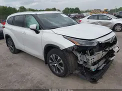 5TDGZRBHXNS178532 2022 TOYOTA HIGHLANDER