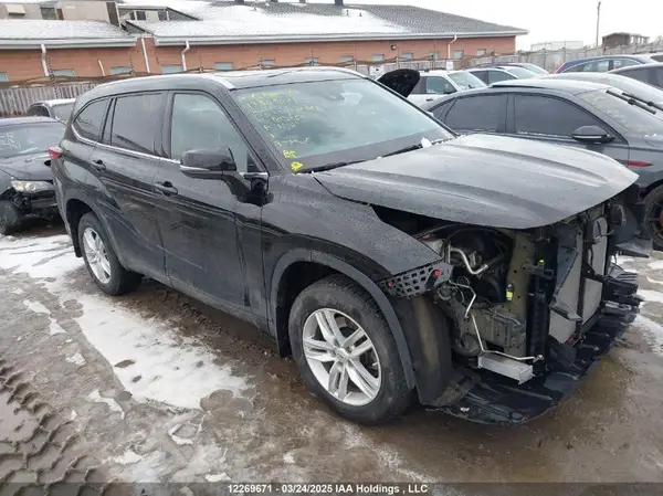 5TDGZRBHXNS180359 2022 TOYOTA HIGHLANDER - Image 1