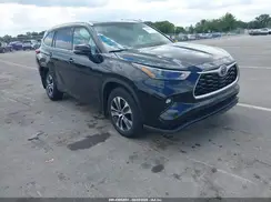 5TDGZRBHXNS192902 2022 TOYOTA HIGHLANDER