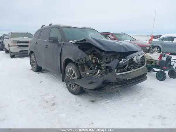 5TDGZRBHXNS217300 2022 TOYOTA HIGHLANDER - Image 1