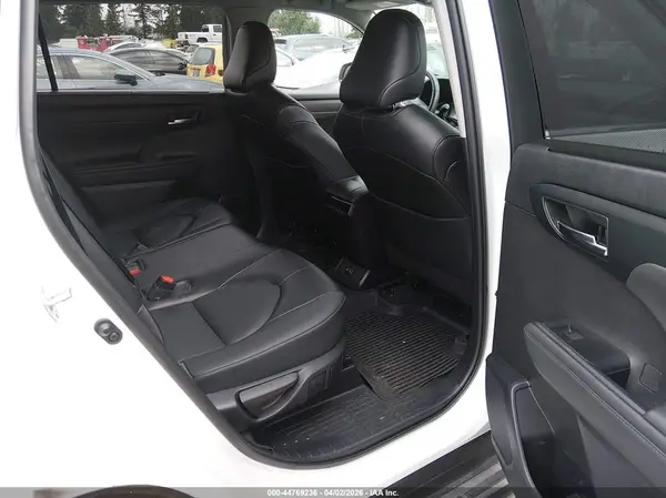 5TDGZRBHXNS221119 2022 TOYOTA HIGHLANDER - Image 8