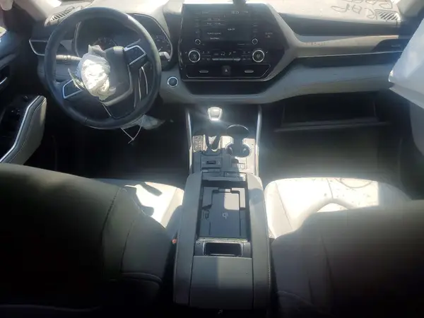 5TDGZRBHXNS234582 2022 TOYOTA HIGHLANDER - Image 8