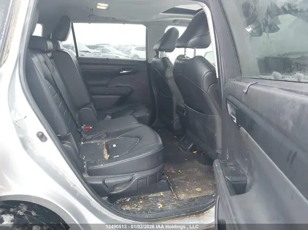 5TDGZRBHXNS566294 2022 TOYOTA HIGHLANDER - Image 8
