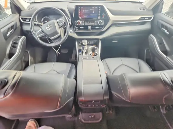 5TDGZRBHXNS575447 2022 TOYOTA HIGHLANDER - Image 8